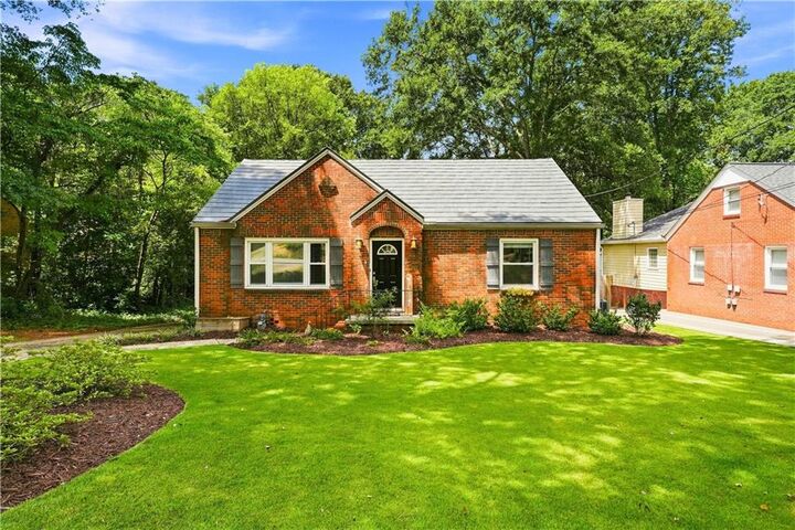 Property Photo: 1091 Walker Drive GA 30030