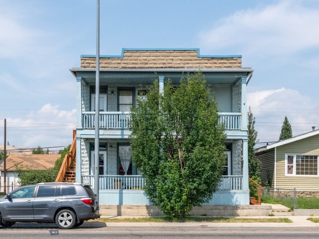 Property Photo:  1829 Grand  MT 59701 