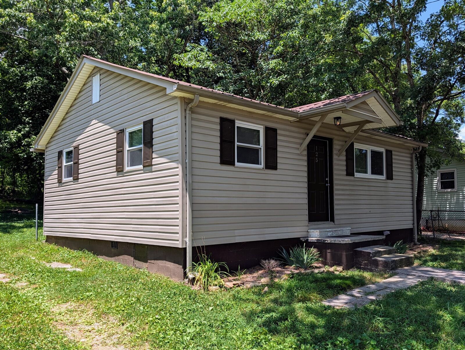 Property Photo:  125 NE Dixie Drive NE  TN 37323 