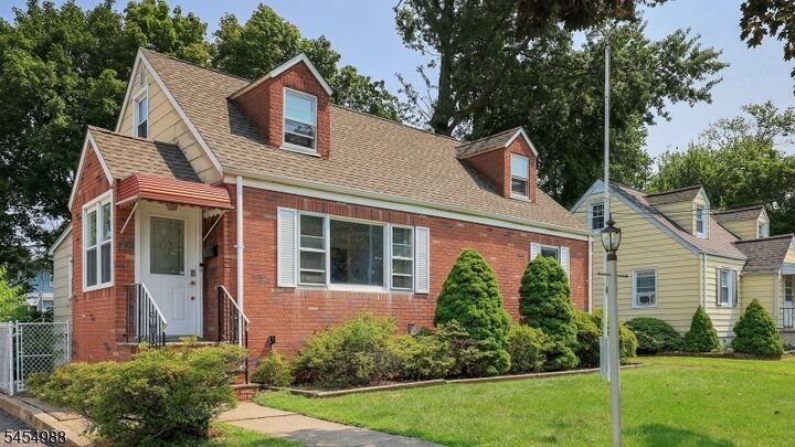 Property Photo:  13 Macarthur Ave  NJ 07016 