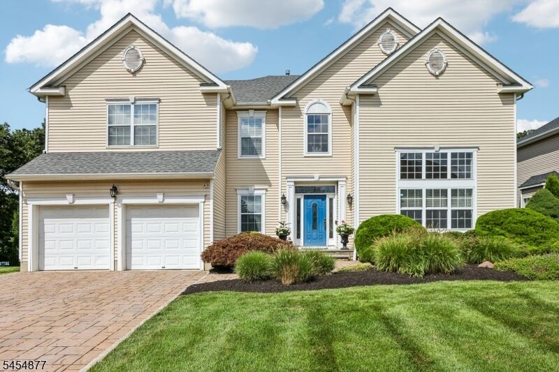 Property Photo:  176 Fox Hill Ct  NJ 07849 