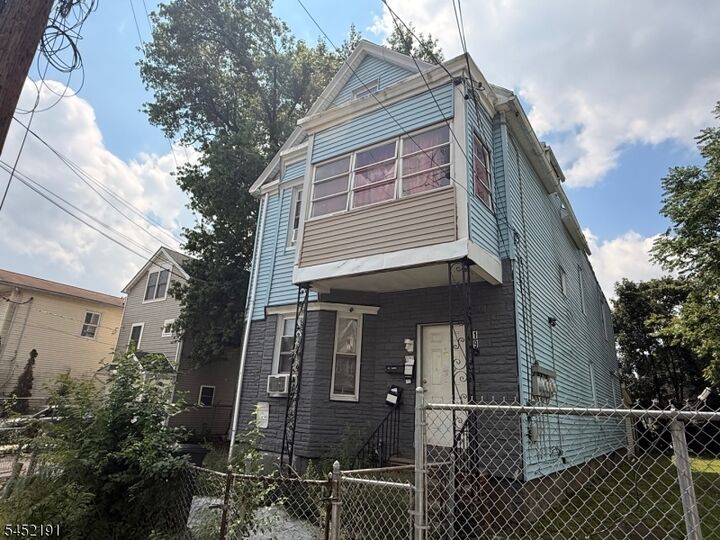 Property Photo:  190 Taylor St  NJ 07050 
