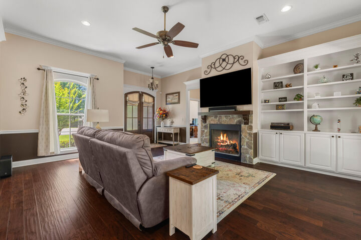 Property Photo:  26 W Donnington Ct.  MS 39402 