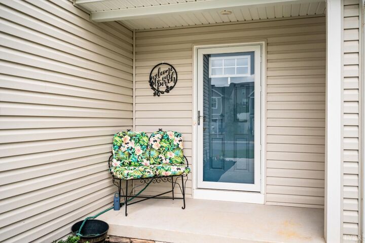 Property Photo:  141 Robinia Road  VA 24501 
