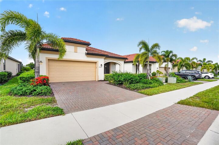 Property Photo:  24237 Spartina Drive  FL 34293 