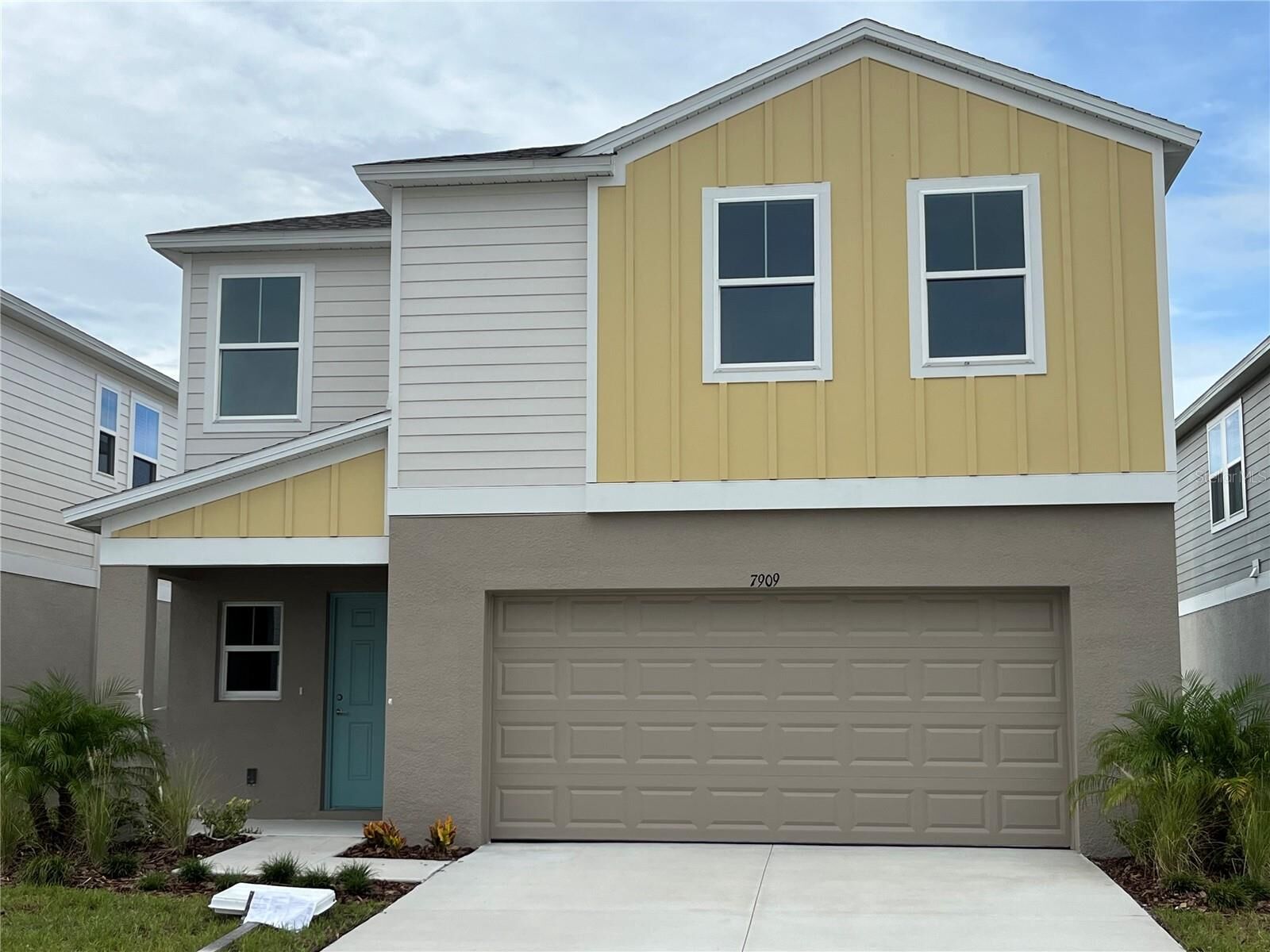 Property Photo: 7909 Peace Lily Avenue FL 33545
