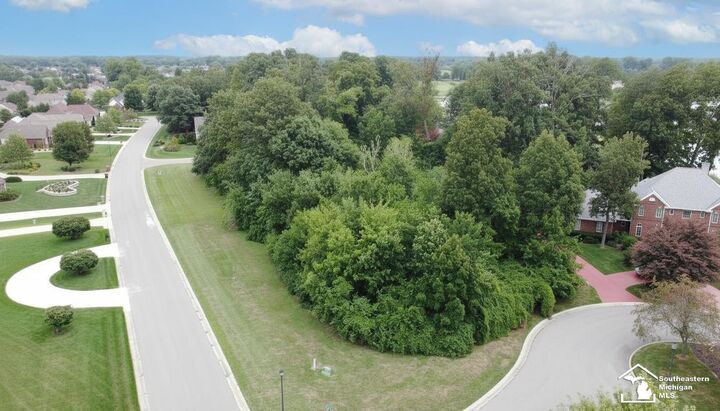 Property Photo:  1037 Abbey Road  MI 48161 