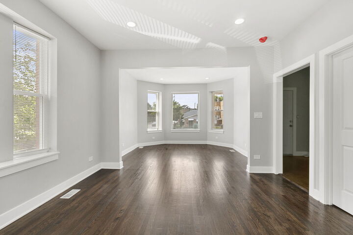 Property Photo:  7359 S Emerald Avenue F1  IL 60621 