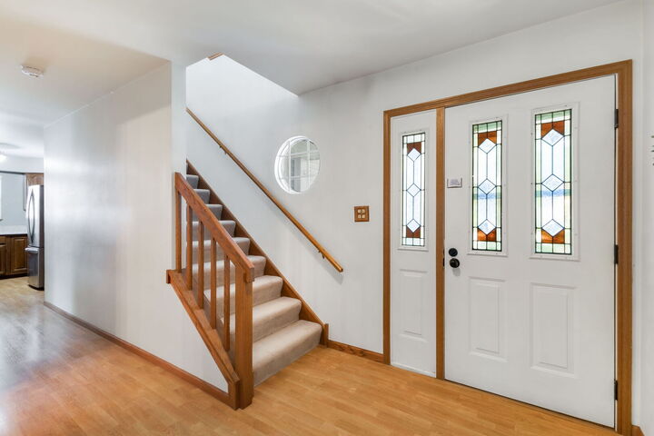 Property Photo: 1615 Estate Circle IL 60565