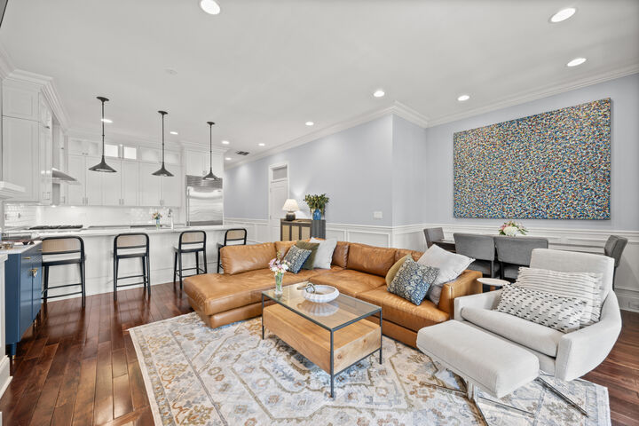 Property Photo:  1540 W Wrightwood Avenue 2  IL 60614 