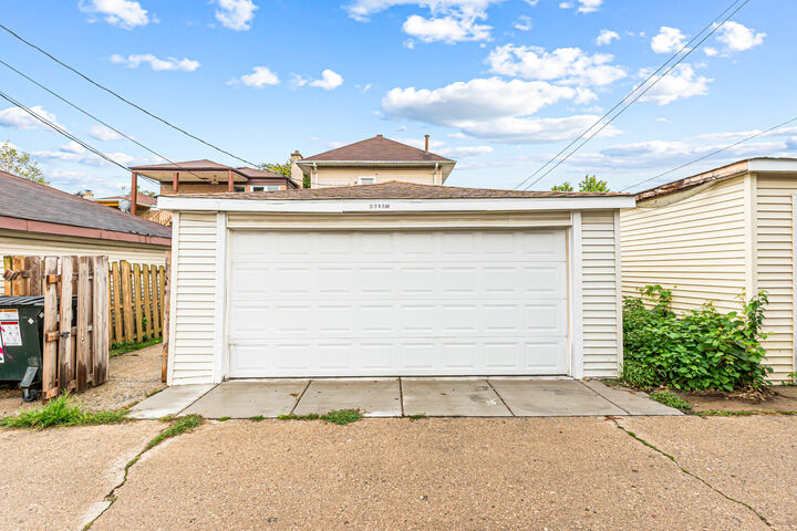 Property Photo:  2327 N 75th Avenue  IL 60707 