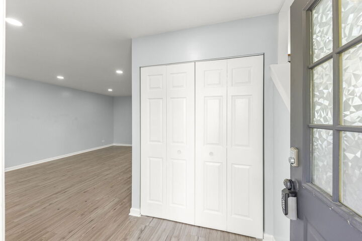 Property Photo: 1010 Symphony Drive IL 60504