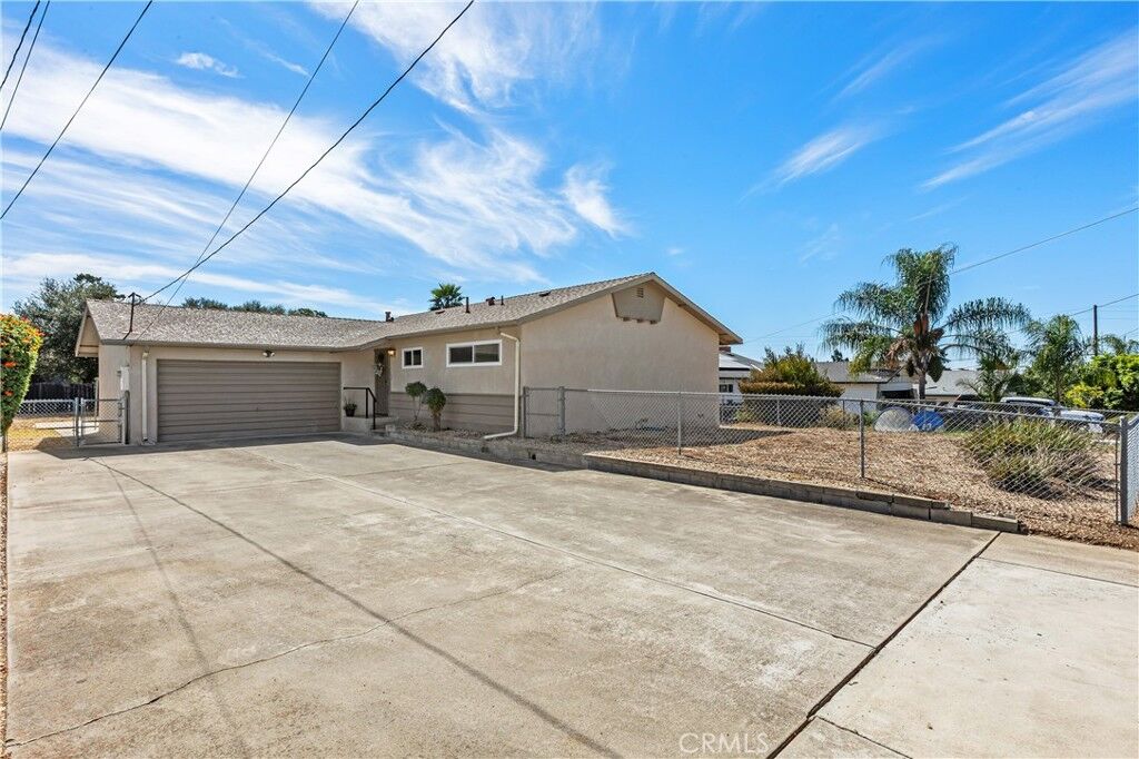 Property Photo:  127 Brandenburg Lane  CA 92028 