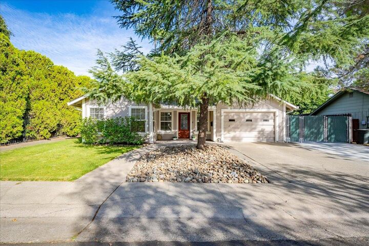 Property Photo:  806 Jo Anne Lane  CA 95678 