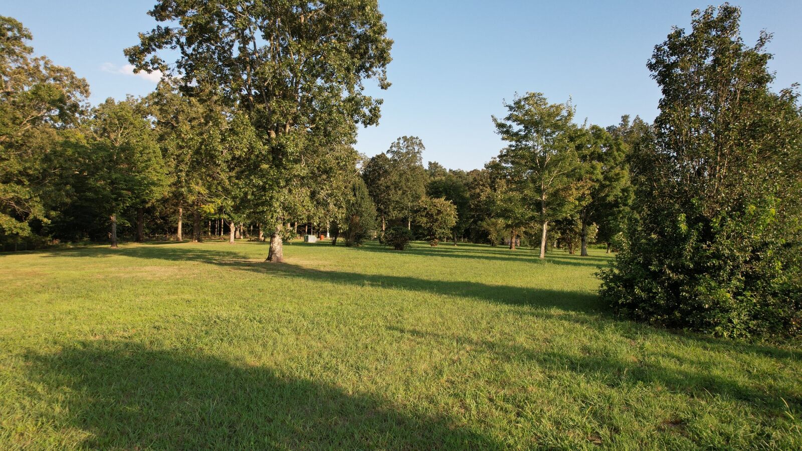 Property Photo: 9310 Buttermilk Ridge Rd TN 38464