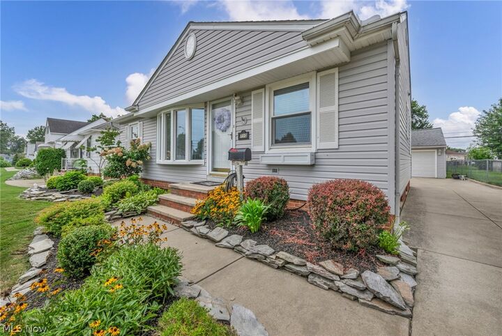 Property Photo:  710 Bayridge Boulevard  OH 44095 