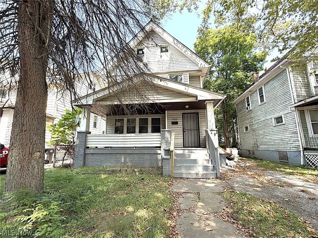 Property Photo: 9609 Yale Avenue OH 44108