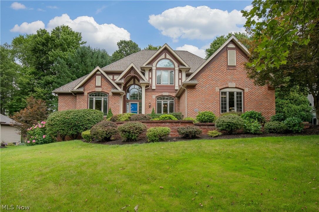 Property Photo: 2665 Deer Ridge Run OH 44223