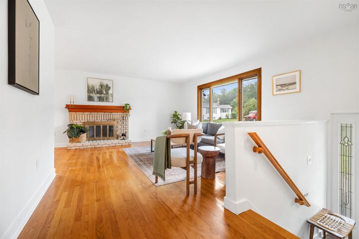 Property Photo:  32 Swan Crescent  NS B3M 1T6 