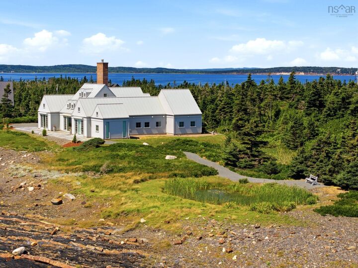 Property Photo: 604 Middle Road NS B0J 2X0