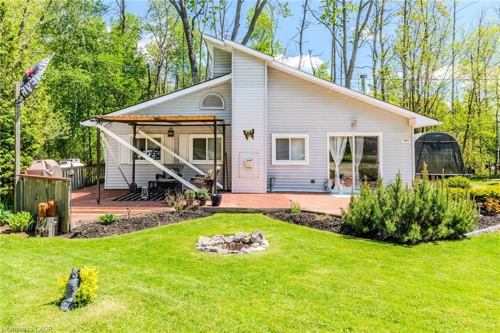Property Photo: 57 12th Conc Road E 705 ON L0R 1K0
