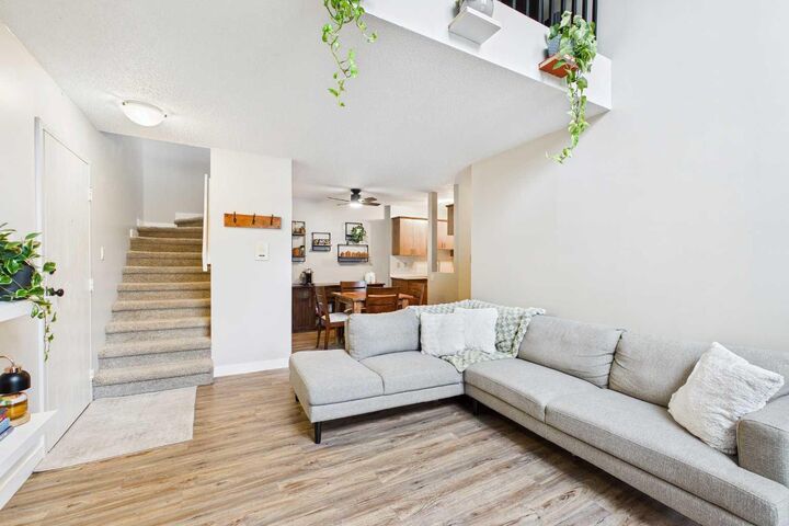 Property Photo: 6400 Coach Hill Road SW 831 AB T3H 1B8