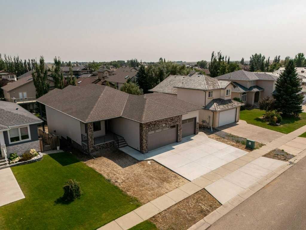 Photo de la propriété: 1027 Canyon Boulevard W AB T1K 7V4