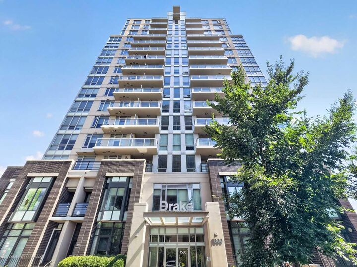 Property Photo: 1500 7 Street SW 1103 AB T2R 1A7