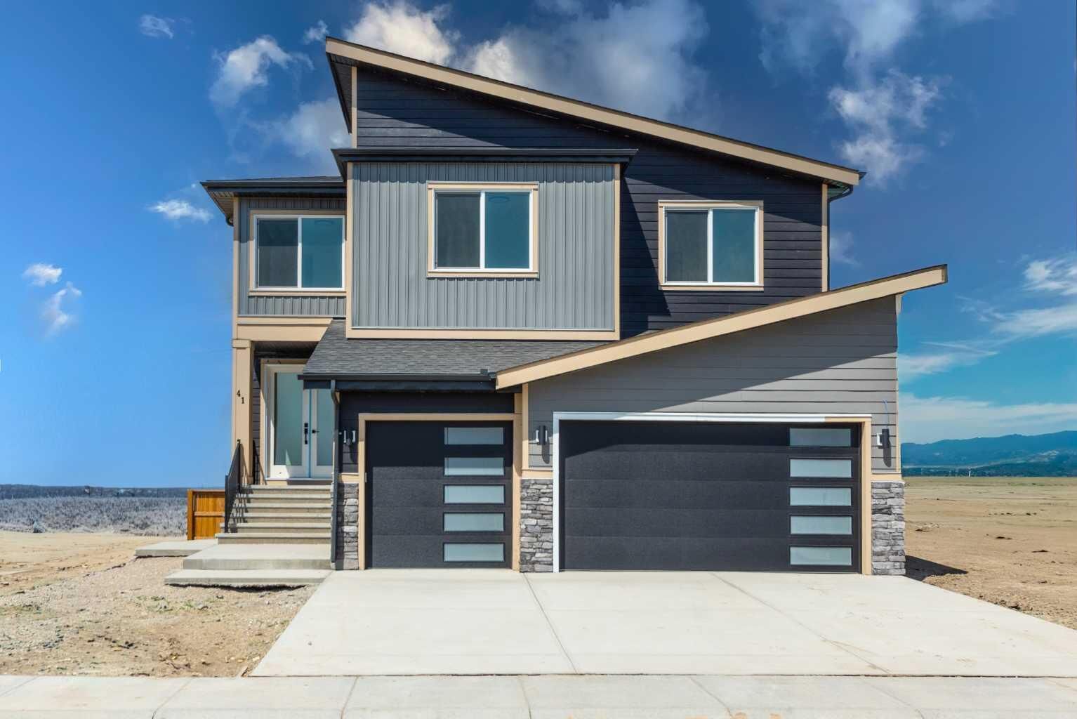Property Photo: 41 Waterford Place AB T1X 3B3