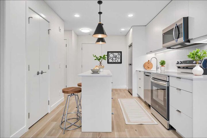 Property Photo:  8500 19 Avenue SE 2109  AB T2A 7V1 