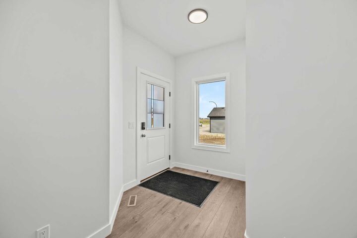 Property Photo:  37 Sora Gardens SE  AB T3S 0V3 