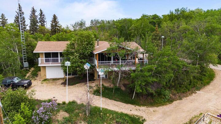 325 Minnewaukan Road — photo 1