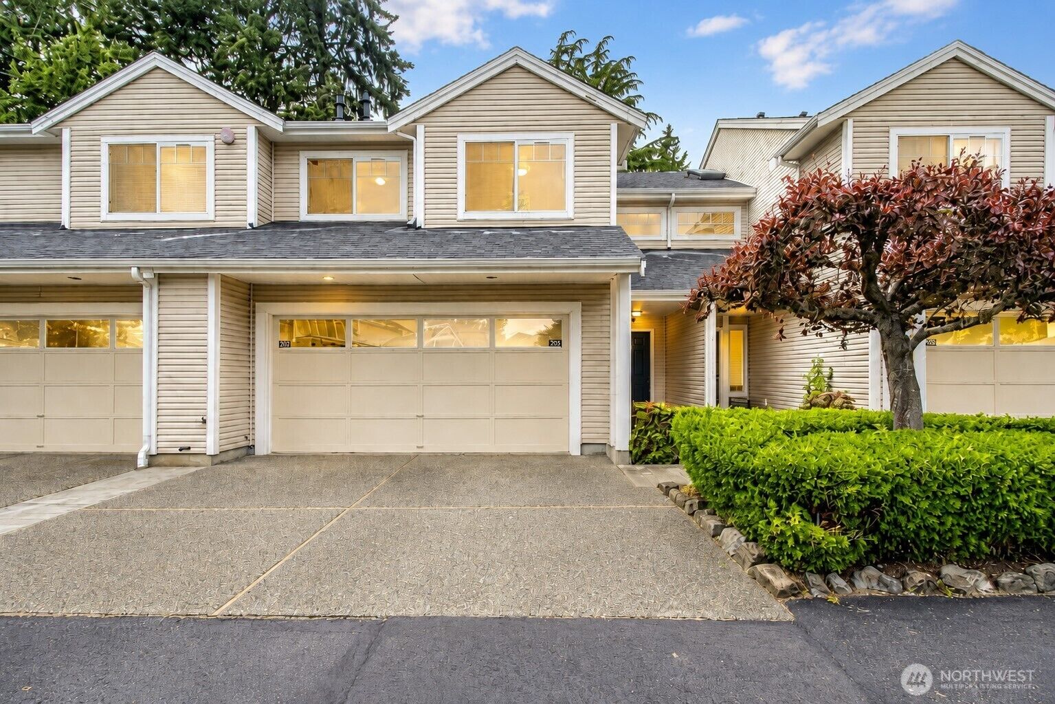 Property Photo:  4714  Fairwood Blvd NE 703  WA 98422 