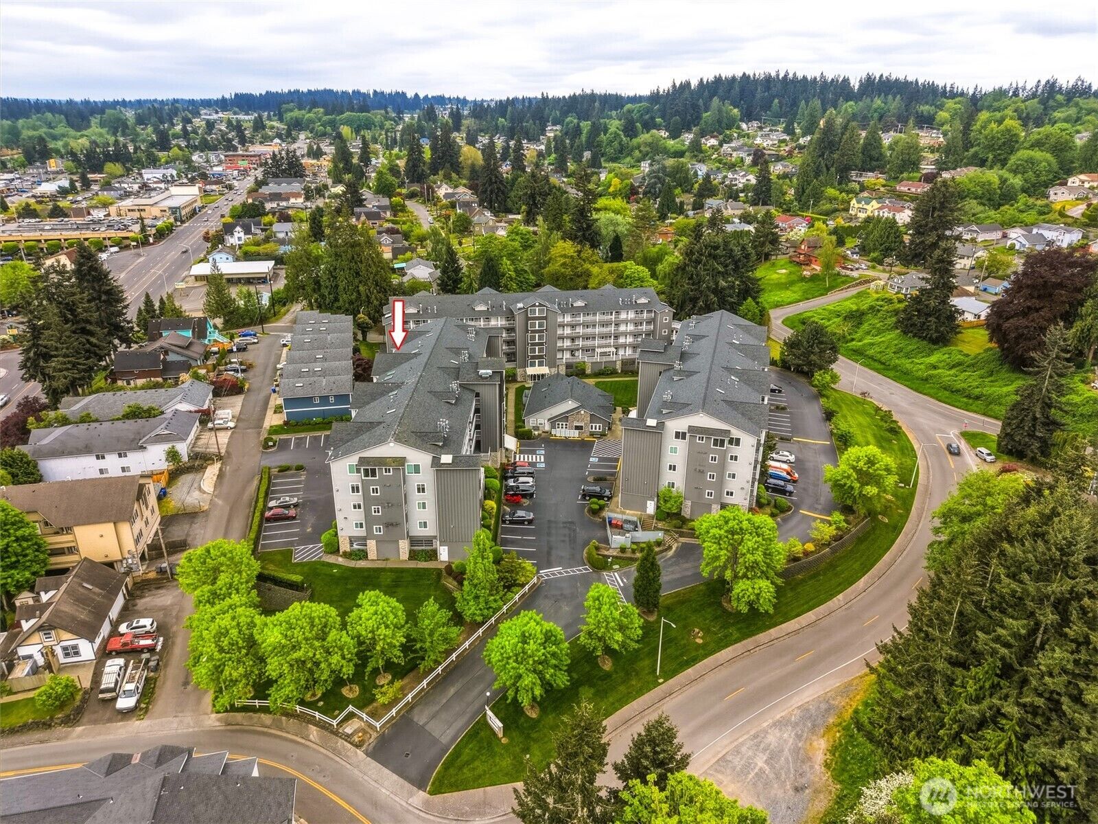 Property Photo:  1318  37th Street 3-534  WA 98201 