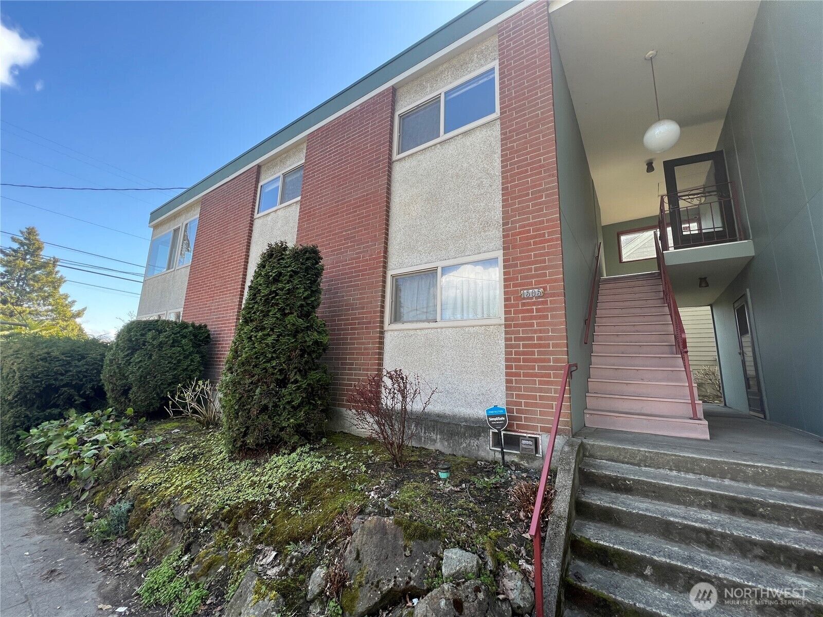 Property Photo: 1505 E Galer Street 2 WA 98112
