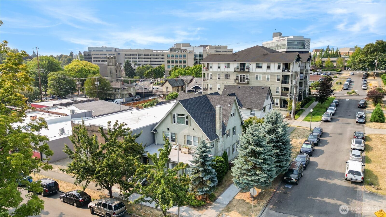 Property Photo:  222 N I Street  WA 98403 