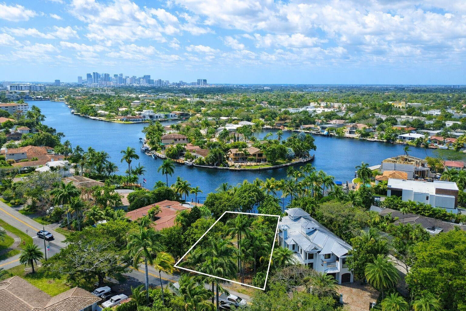 Property Photo: 2405 Middle River Drive FL 33305