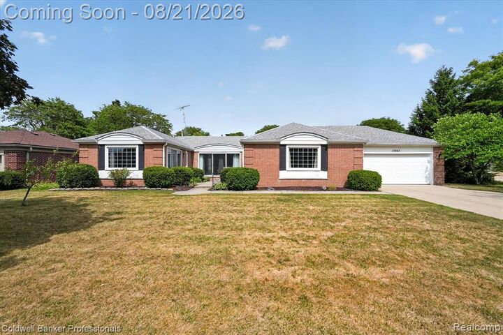 Property Photo:  12867 Via Catherina Drive  MI 48439 