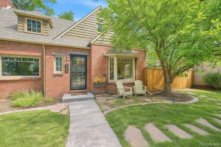 Property Photo:  1066 Bonnie Brae Boulevard  CO 80209 