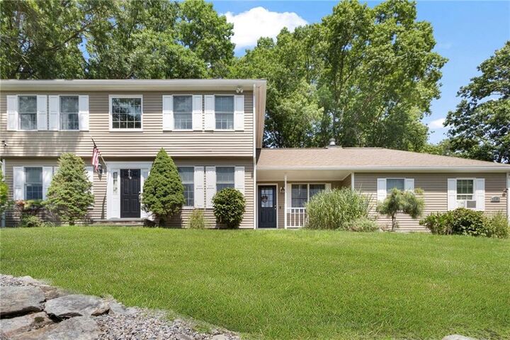 Property Photo:  25 Factory Pond Circle  RI 02828 