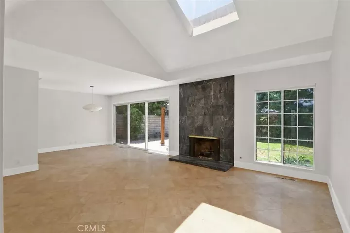 Property Photo:  1621 Cornwall  CA 92660 