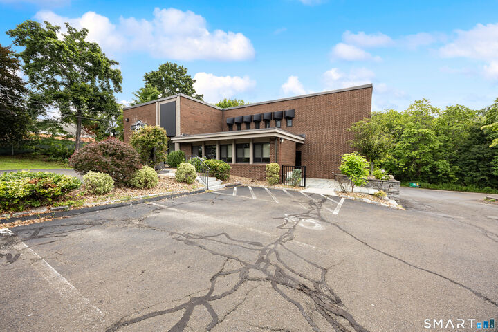 Property Photo: 350 South Main Street 101 CT 06410