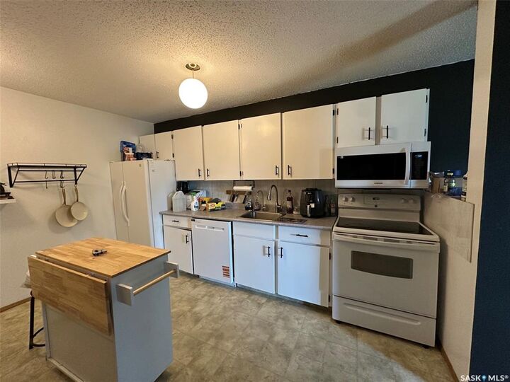 Property Photo:  306 Perkins Street 204  SK S4A 2K1 