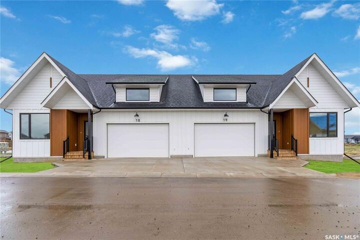 105 Hathway Crescent 25 — photo 1