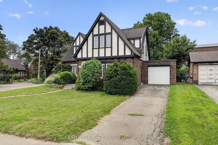 Photo de la propriété:  6040 Latshaw Street  ON L2G 1R2 