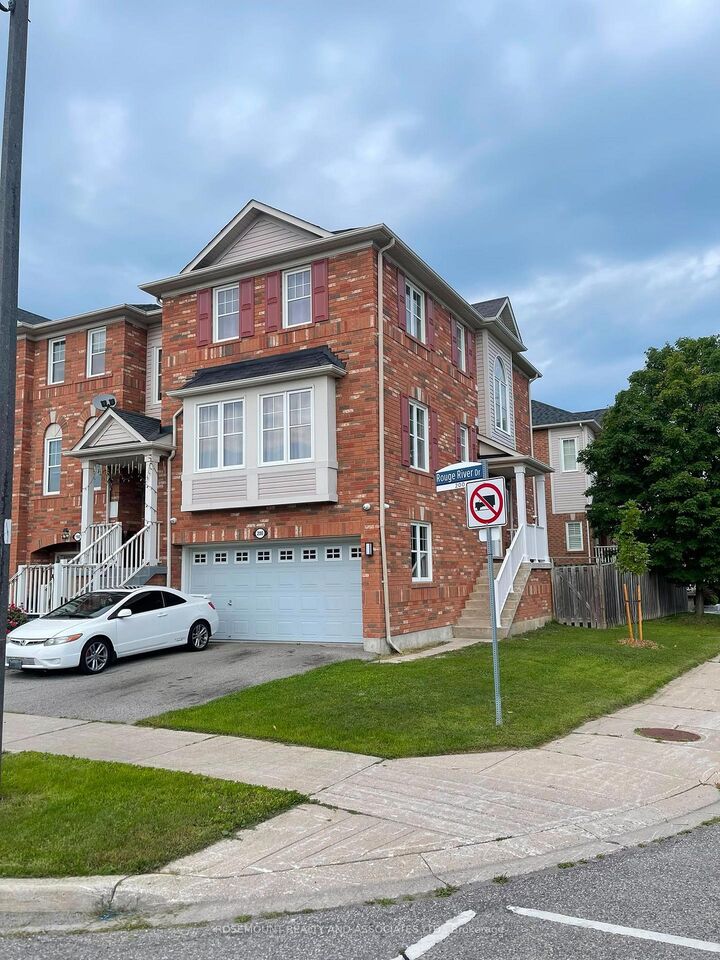 200 Rouge River Drive — photo 1