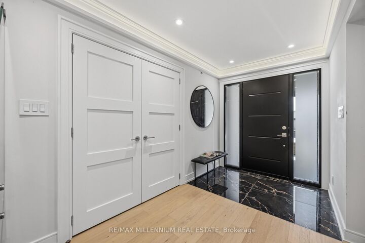 Property Photo: 14 Portree Crescent ON L3T 3G2