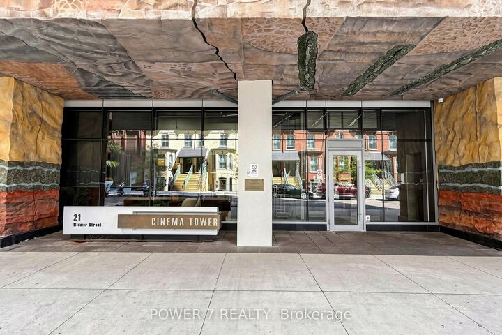 Property Photo: 21 Widmer Street 4207 ON M5V 0B8