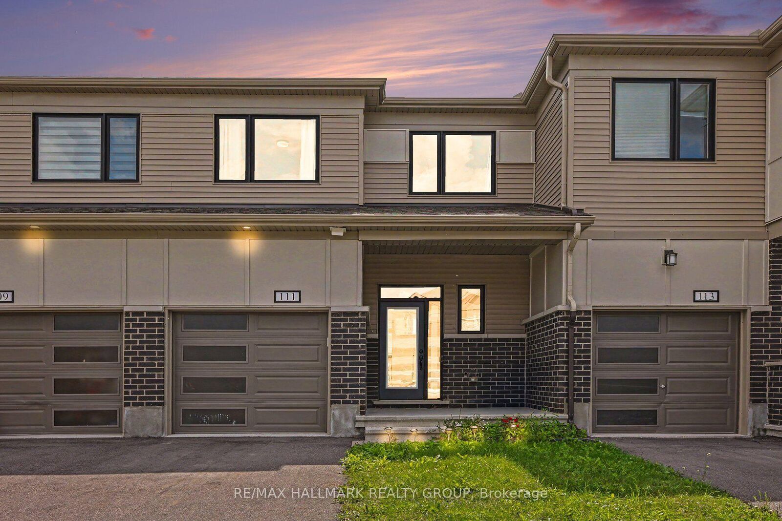 Property Photo:  111 Yearling Circle  ON K0A 2Z0 