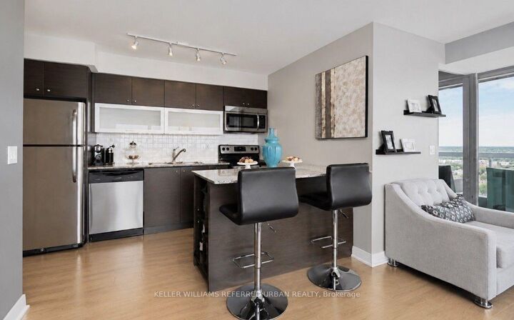 Photo de la propriété:  100 Western Battery Road 1803  ON M6K 3S2 